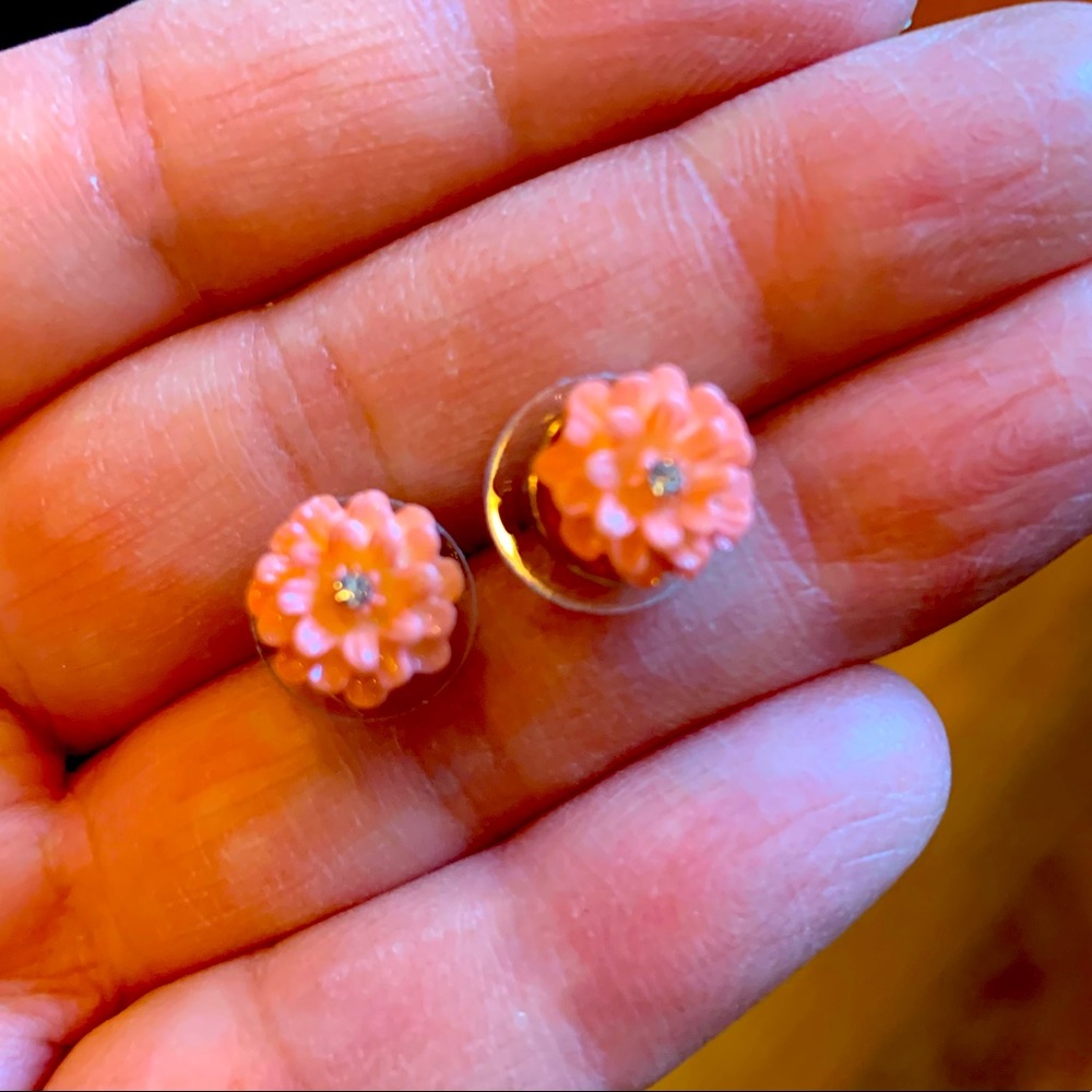 Flower earrings